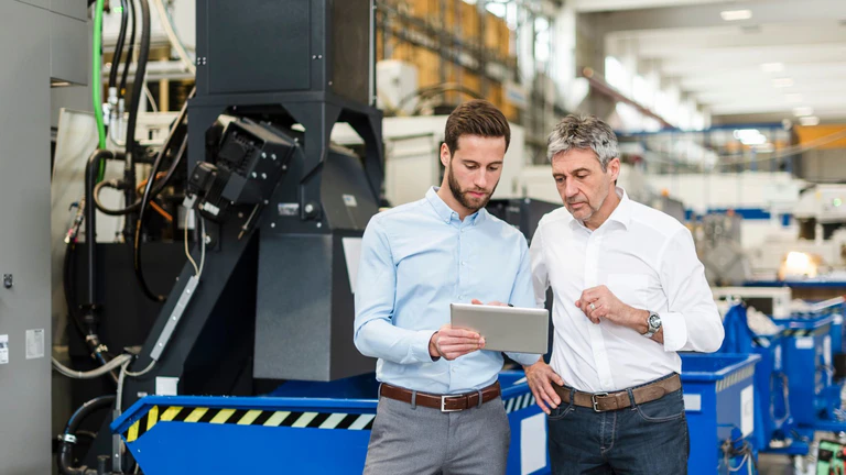 Wirtschaft — © symbolbild/ tunedin/stock.adobe.com