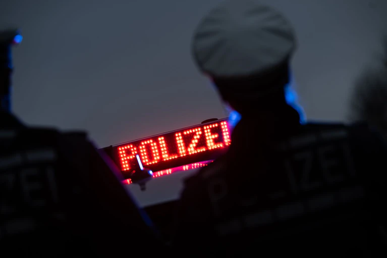 Die Täter sind auf der Flucht. (Symbolbild) — © Marijan Murat/dpa